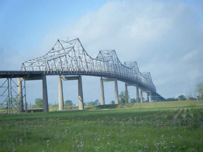 Mississippi River (Sunshine Bridge)-1